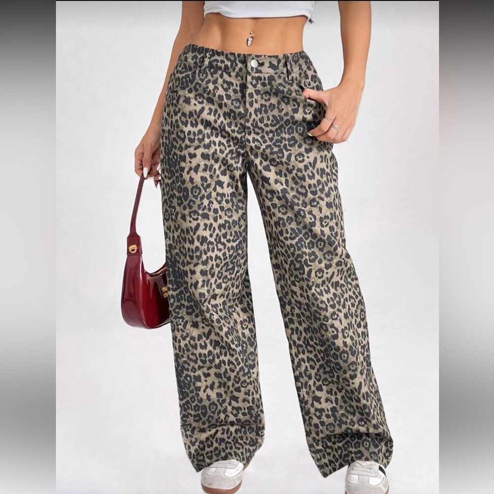 Leopard Print Wide-Leg Pants